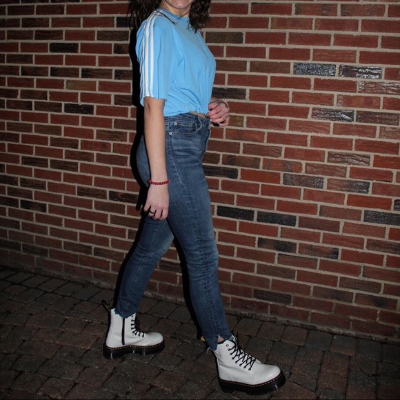 Reworked adidas shirt with drawstring - Picture 4 of 4